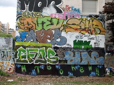 photo graffiti Paris 20eme arrondissement